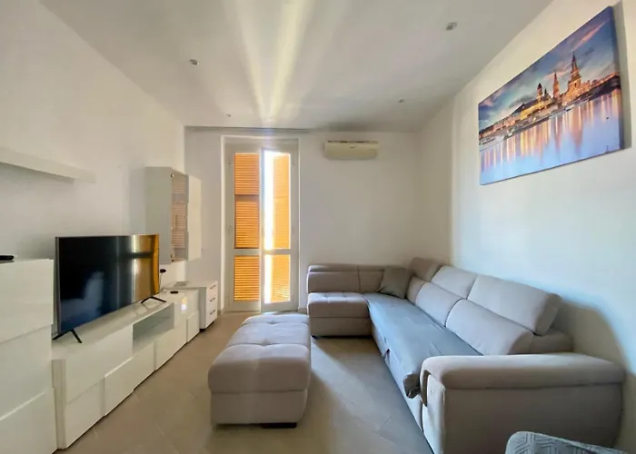 Casa Le Cinque Terre * La Spezia